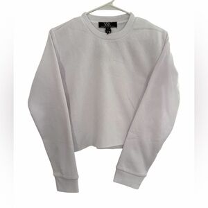 Young & Reckless Women’s White Crop Sweatshirt Small NWT PTP 20” Length 18.5”